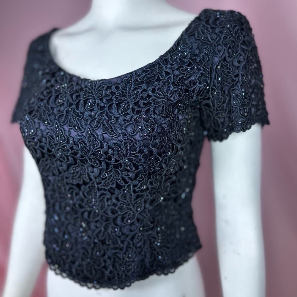 HTF Carmen Marc Valvo Petite beaded blue short-sleeve formal top, size 6 - Picture 5 of 16